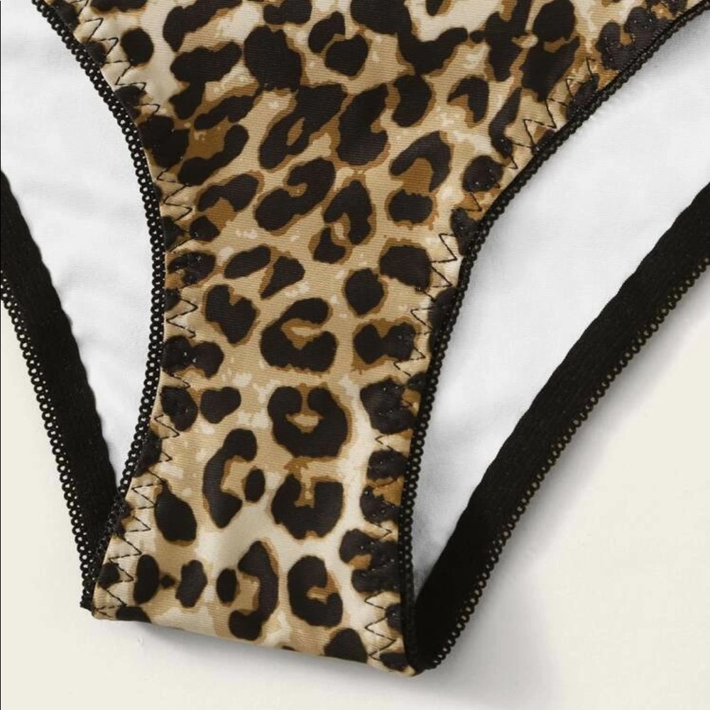 Leopard Print Underwire Lingerie Set - Picture 5 of 7